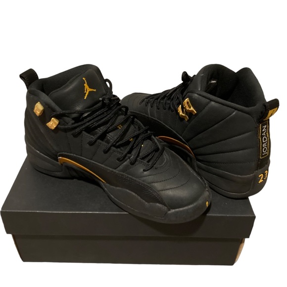 Air Jordan 12 Retro Taxi Used Like New With Original Box